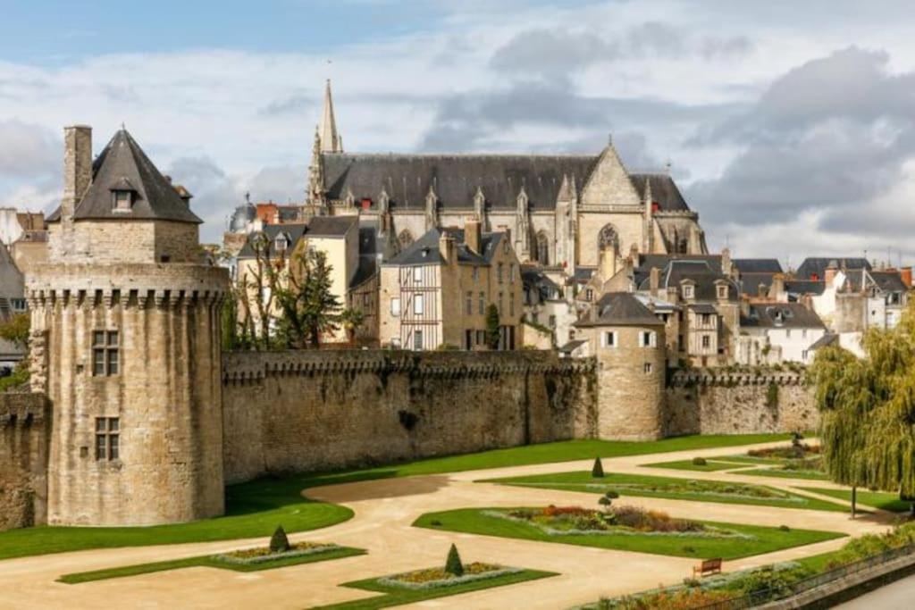 Logement Au Calme Avec Jardin Proche De Vannes Elven Екстериор снимка